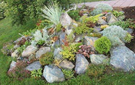 DIY alppiliukumäki, askel askeleelta valokuva Yksinkertainen alppiliukumäki omin käsin. Valokuva askel askeleelta, mestarikurssi