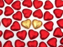 الأناناس DIY من الحلوى والشمبانيا: كيفية صنع خطوة بخطوة من الزجاجة - فئة رئيسية للمبتدئين والصور والفيديو