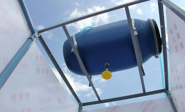 Kesäiset suihkusäiliöt - oikean valitseminen