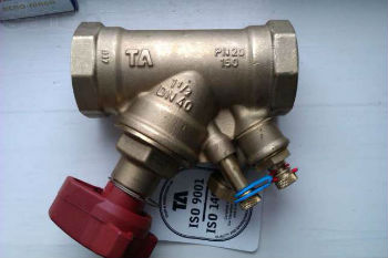 Γερανός εξισορρόπησης Stad