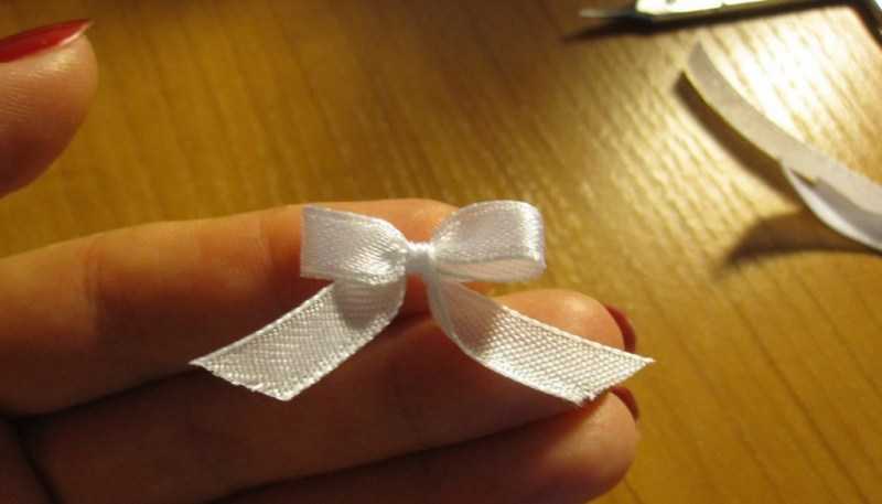 DIY -jouset eri materiaaleista - vaihtoehdot kotitekoisille jousille, suunnitteluideoita - vaiheittaiset ohjeet DIY -käsitöiden luomiseen