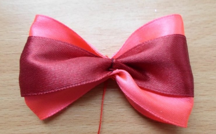 DIY -jouset eri materiaaleista - vaihtoehdot kotitekoisille jousille, suunnitteluideoita - vaiheittaiset ohjeet DIY -käsitöiden luomiseen