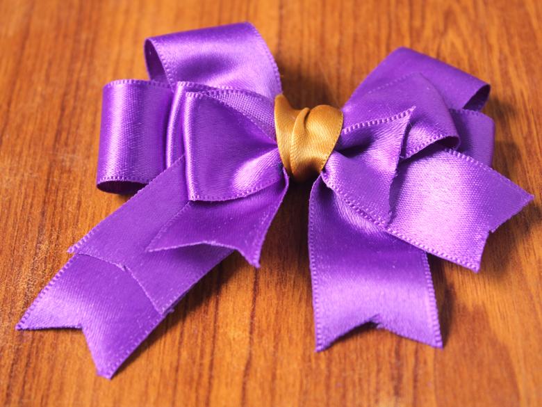 DIY -jouset eri materiaaleista - vaihtoehdot kotitekoisille jousille, suunnitteluideoita - vaiheittaiset ohjeet DIY -käsitöiden luomiseen