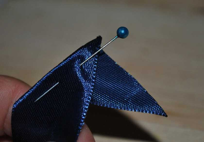 DIY -jouset eri materiaaleista - vaihtoehdot kotitekoisille jousille, suunnitteluideoita - vaiheittaiset ohjeet DIY -käsitöiden luomiseen