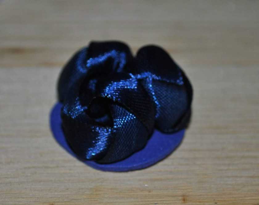 DIY -jouset eri materiaaleista - vaihtoehdot kotitekoisille jousille, suunnitteluideoita - vaiheittaiset ohjeet DIY -käsitöiden luomiseen