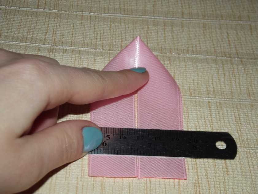 DIY -jouset eri materiaaleista - vaihtoehdot kotitekoisille jousille, suunnitteluideoita - vaiheittaiset ohjeet DIY -käsitöiden luomiseen