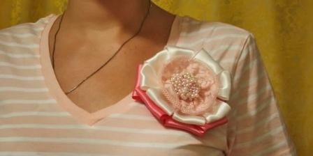 الآن ، حتى في التي شيرت أو التي شيرت ، ستبدو أنيقًا