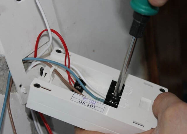 funktionsfejl på gulvvarmetermostaten hvordan man kontrollerer termostaten på et varmt gulv