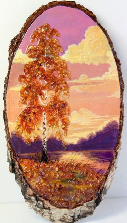 maalauksia ja paneeleita meripihkalastuista