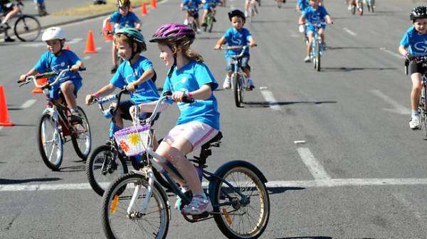 lahja päiväkotille valmistuneille lapsille