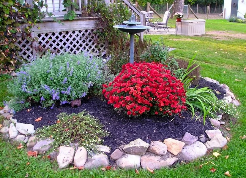 Kuinka tehdä kukkapenkki omin käsin