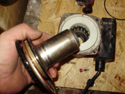 Enheden til gennemstrømningscirkulationspumpen