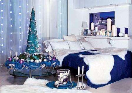 DIY -joulukuusi romumateriaaleista, valokuva