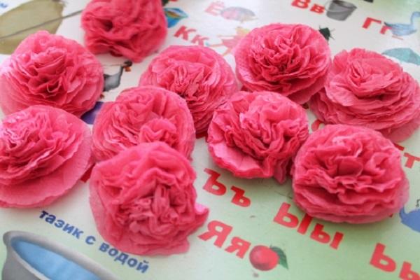 Κάνουμε ένα δώρο για τη 8η Μαρτίου για τη μαμά χειροποίητα μαμά για τις 8 Μαρτίου