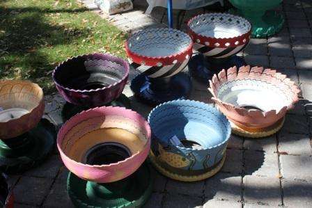 DIY kvetináč z pneumatiky s diskom