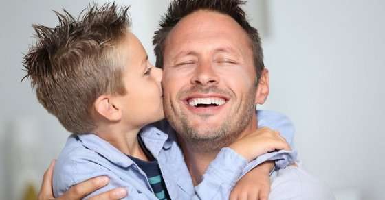 Deň otcov 2017 Kedy je v Rusku deň otcov v roku 2017. Aké číslo a aké remeslá robiť