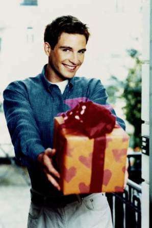 Valentins Dag. Vi laver gaver til vores elskede med vores egne hænder