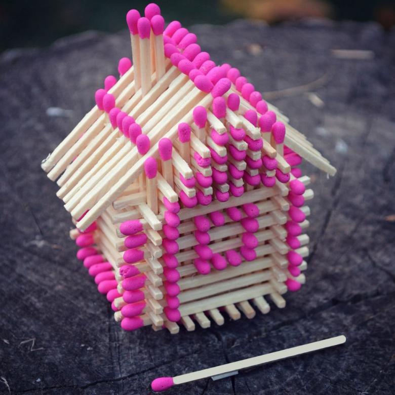 Hus, slot, kirke, tempel, godt: hvordan man laver af tændstikker uden lim med egne hænder, trin for trin instruktioner