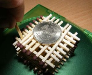 Hus, slot, kirke, tempel, godt: hvordan man laver af tændstikker uden lim med egne hænder, trin for trin instruktioner