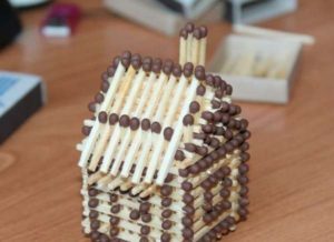 Hus, slot, kirke, tempel, godt: hvordan man laver af tændstikker uden lim med egne hænder, trin for trin instruktioner