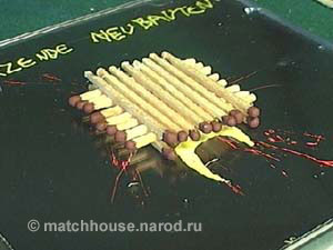 domik-iz-spichek003 Sådan laver du et slot af tændstikker med egne hænder