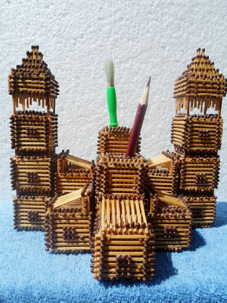 Hus, slot, kirke, tempel, godt: hvordan man laver af tændstikker uden lim med egne hænder, trin for trin instruktioner