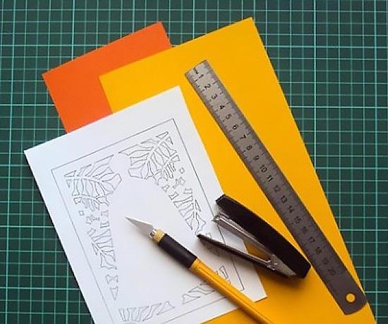 Valmistautuminen lasten kanssa syyskuun 1. päivään tee-se-itse-kortti 1. syyskuuta