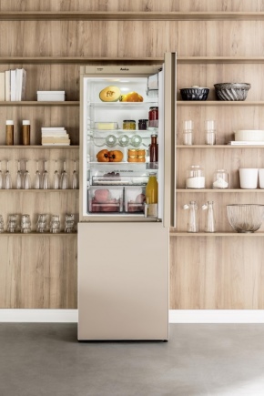 Хладилник Hansa