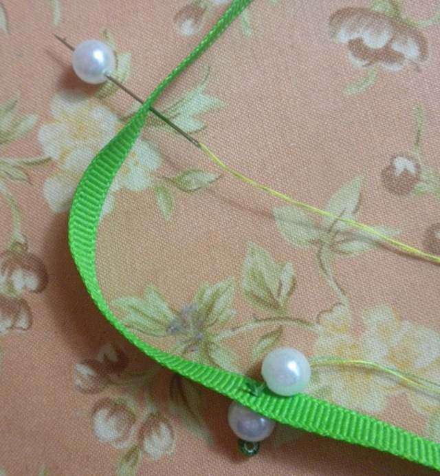 jouluhelmiä käsitöitä