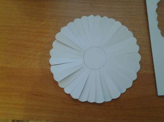 أفكار حرفية ليوم 8 مارس للأطفال الأكبر سنًا في رياض الأطفال الحرف اليدوية ليوم 8 مارس في روضة الأطفال