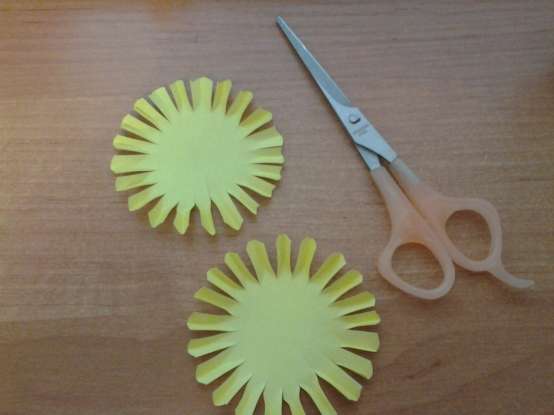 أفكار حرفية ليوم 8 مارس للأطفال الأكبر سنًا في رياض الأطفال الحرف اليدوية ليوم 8 مارس في روضة الأطفال