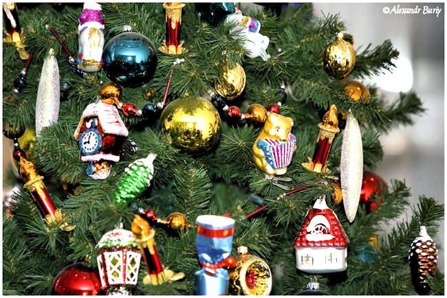 Ideoita yksinkertaisista joulukuusi koristeista uuteen vuoteen joululelut 2017