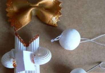 vytvárame slučku - za to bude náš anjel zavesený na strome