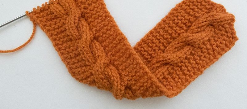 Sådan strikkes fletninger og fletninger med strikkepinde