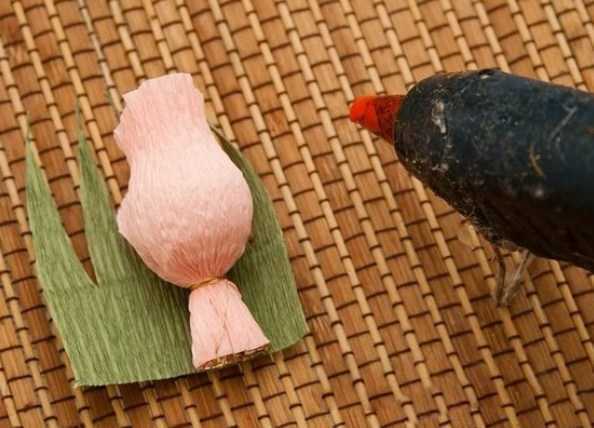 Πώς να φτιάξετε ένα μπουκέτο με τα χέρια σας: παραδείγματα φωτογραφιών, μαθήματα βήμα προς βήμα για αρχάριους