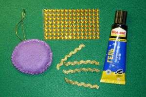 Ako vyrobiť hračku na vianočný stromček vlastnými rukami pre materskú školu vlastnými rukami vyrobiť hračku vianočného stromčeka