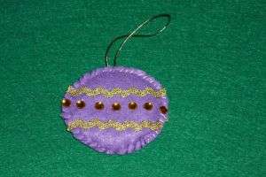 Ako vyrobiť hračku na vianočný stromček vlastnými rukami pre materskú školu vlastnými rukami vyrobiť hračku vianočného stromčeka