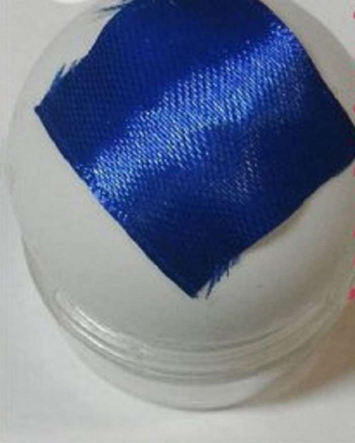 Sådan laver du smukt julelegetøj smukt julelegetøj på træet