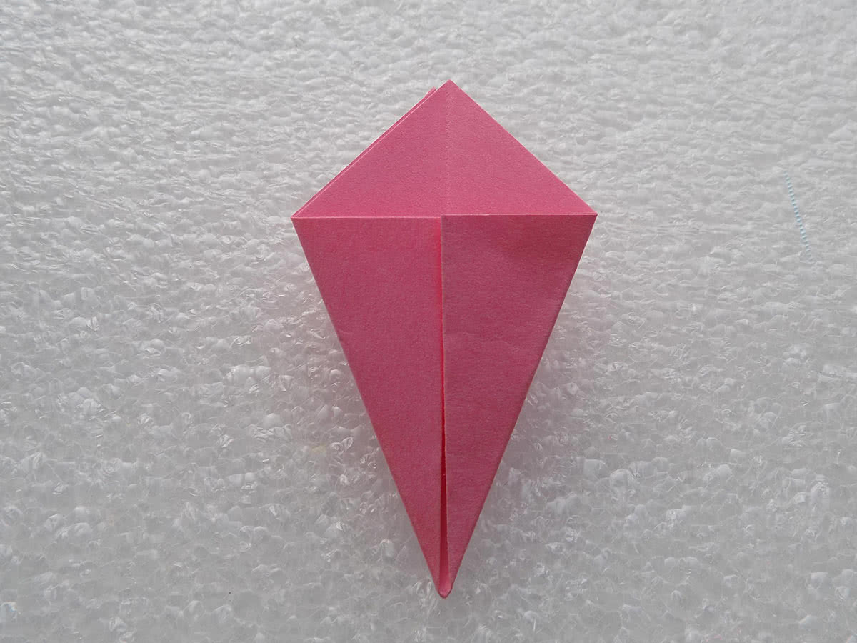 Βήμα κρίνου Origami 5
