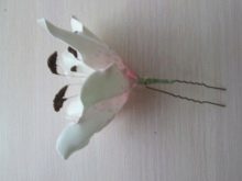 Πώς να φτιάξετε ένα κρίνο από χαρτί σε διαφορετικές τεχνικές: οδηγίες βήμα προς βήμα DIY, τα απαραίτητα εργαλεία και υλικά