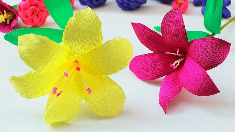Πώς να φτιάξετε ένα κρίνο από χαρτί σε διαφορετικές τεχνικές: οδηγίες βήμα προς βήμα DIY, τα απαραίτητα εργαλεία και υλικά