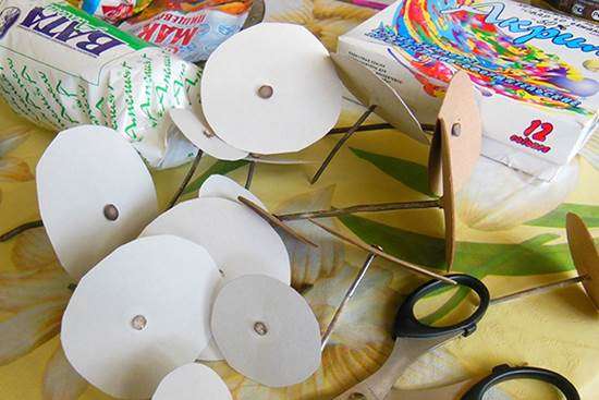 الحرف الجميلة الخريف إلى المدرسة