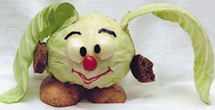 foto af børns kunsthåndværk fra grøntsager