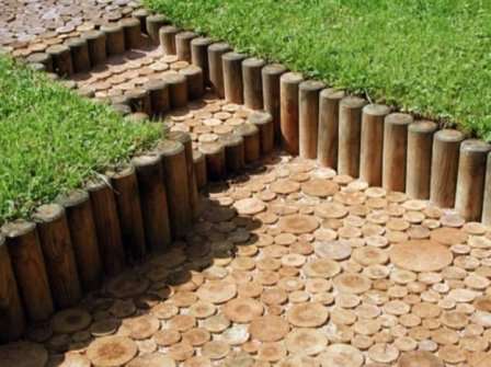 puiset polut puutarhassa b