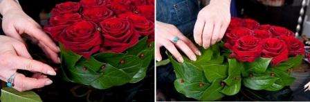 Fyld ikke kun kanterne på blomstersvampen, men også det område, du ikke dækkede med roser. I denne teknik kan du kun lave et hjerte af roser, eller du kan derefter fylde det halve med jordbær.