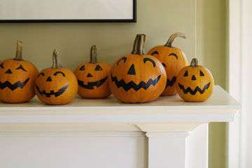 DIY halloween -sisustushuoneen sisustus