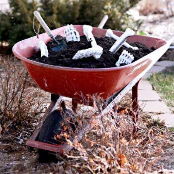 perinteiset halloween -koristeet