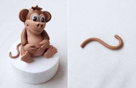 Det er tilbage at lave en tynd og lang hale til din abe, og håndværket er klar. Hvis du vil give sådan en abe til nogen, skal du tage en polystyrenform og dække den med plasticine. Sæt dit dyr på toppen.