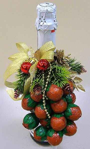 koristele samppanjaa uudelle vuodelle