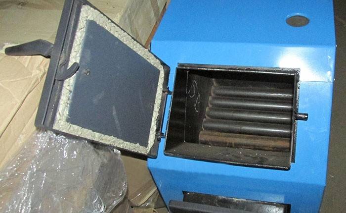 Επιλογή λέβητες θέρμανσης άνθρακα: χαρακτηριστικά εργασίας, επιλογή καυσίμου, δημοφιλή μοντέλα